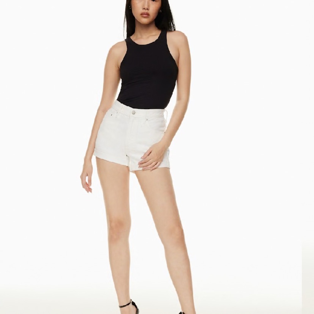 NWT Denim Forum 90s A-Line High Waist White Shorts